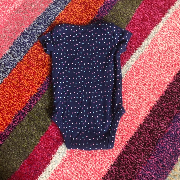 5 ONESIES BUNDLE - Picture 10 of 16